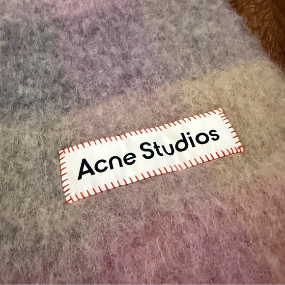 Acne Studios Valley Check Scarf - Picture 4 of 4